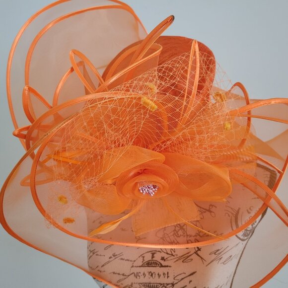 Paris Orange Fascinator Hat – Elegant Organza Headpiece for Wedding & Derby